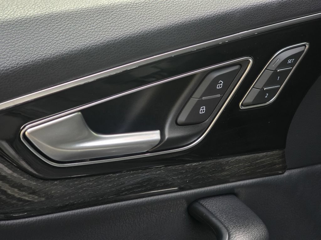 Used 2019 Audi Q7 3.0T Prestige w/ Prestige Package AWD/4WD image 27
