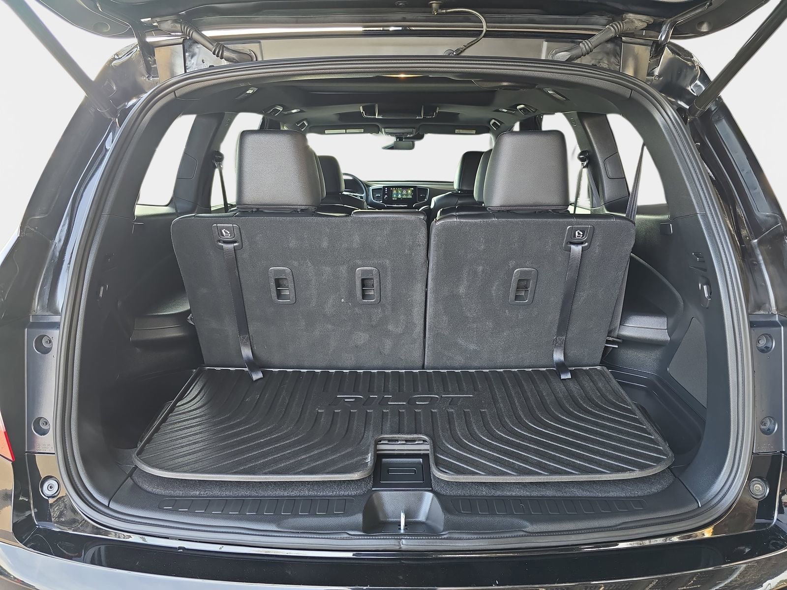 Certified 2022 Honda Pilot Black Edition image 14