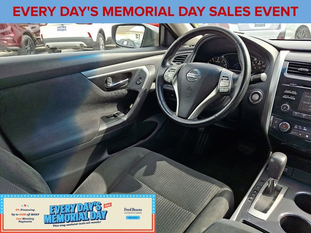Used 2015 Nissan Altima 2.5 SV FWD image 14