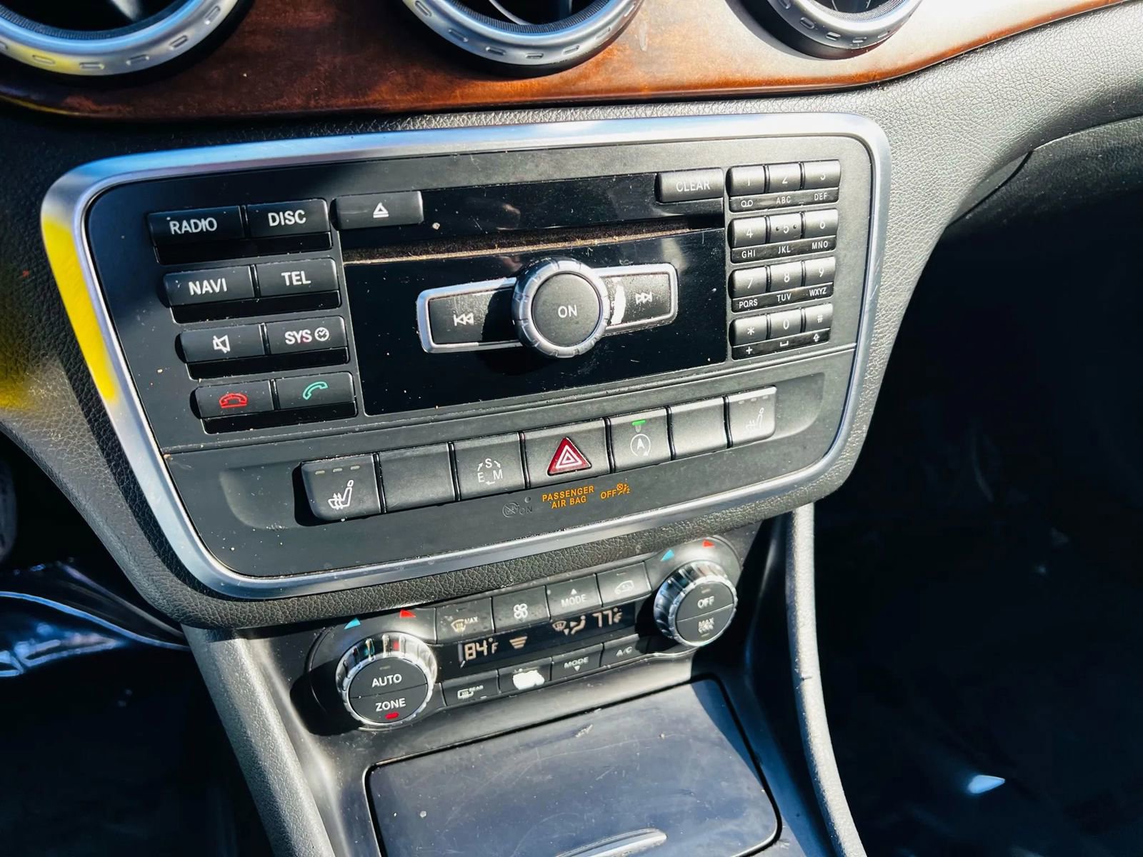 Used 2015 Mercedes-Benz GLA 250 GLA 250 Sport Utility 4D w/ Premium Package image 33