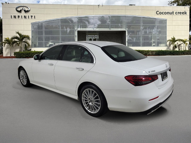 Used 2023 Mercedes-Benz E 350 4MATIC Sedan image 4