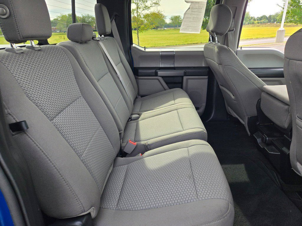 Used 2018 Ford F150 XLT w/ Equipment Group 302A Luxury AWD/4WD image 11