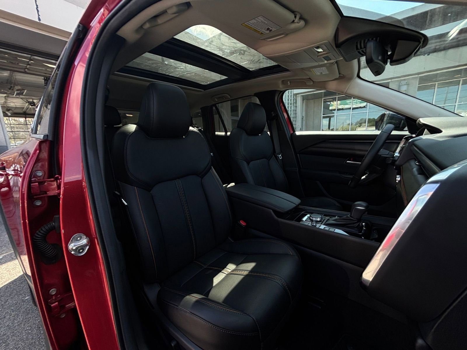 Used 2025 MAZDA CX-50 2.5 Hybrid w/ Premium Plus Pkg image 43