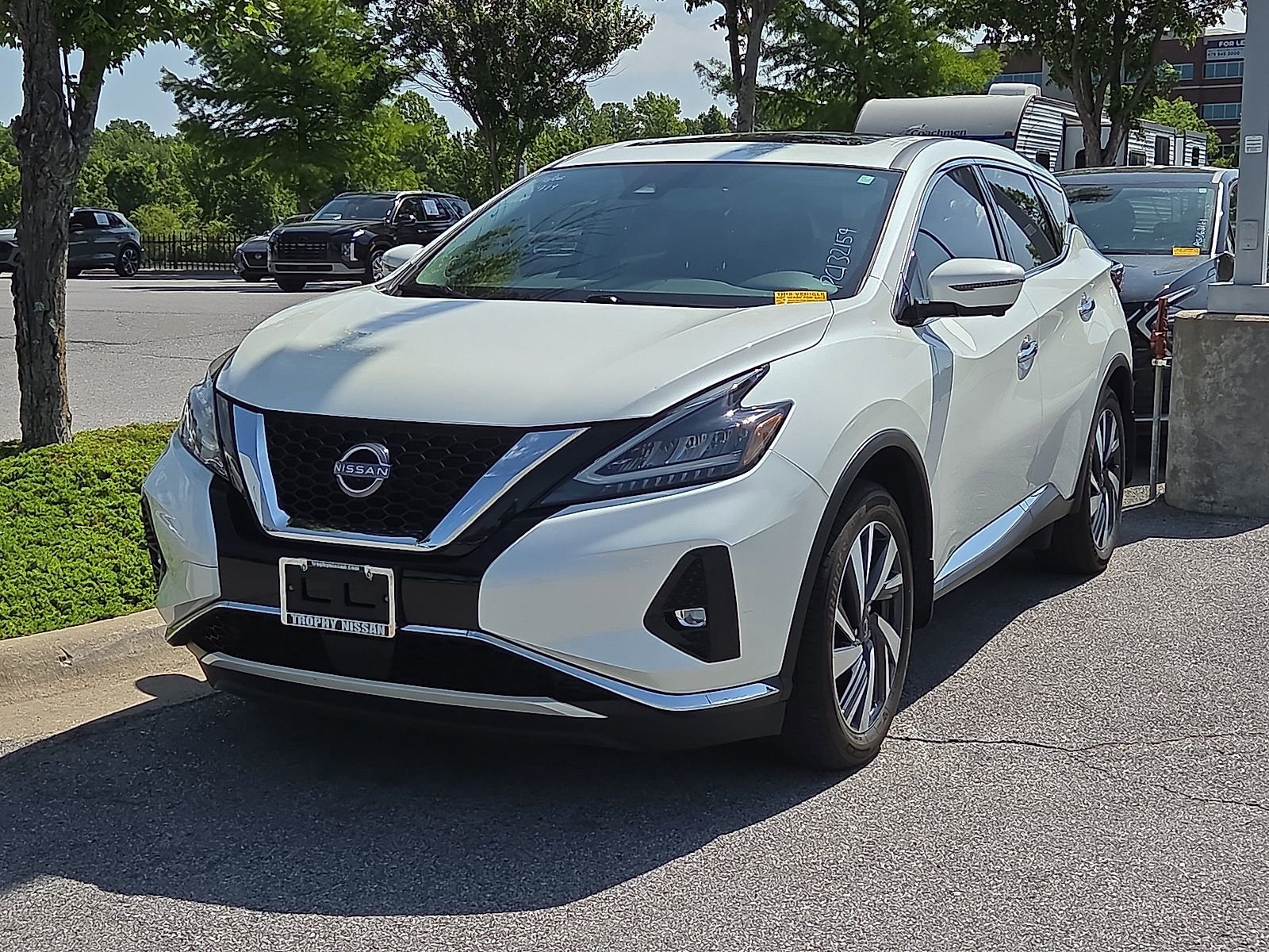 Used 2023 Nissan Murano SL w/ SL Moonroof Package FWD image 2