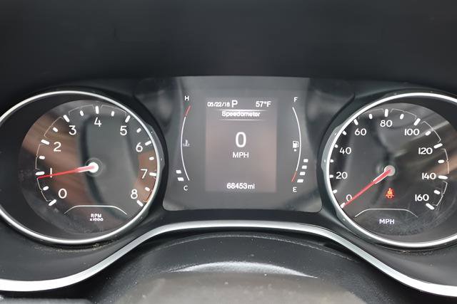 Used 2020 Jeep Compass Altitude image 14