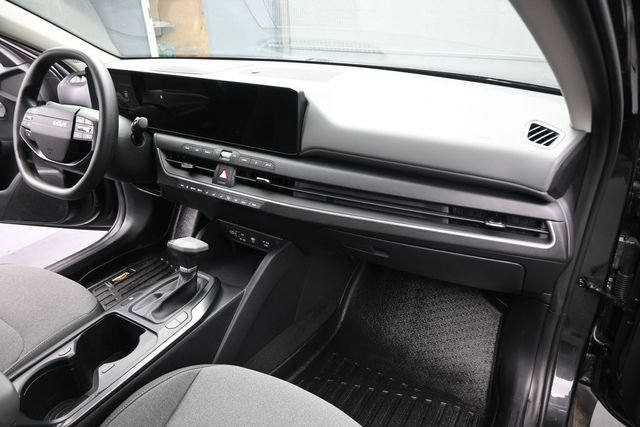 Used 2025 Kia K4 FWD image 27