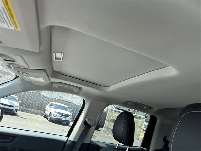 New 2025 Ford Maverick Lobo image 14