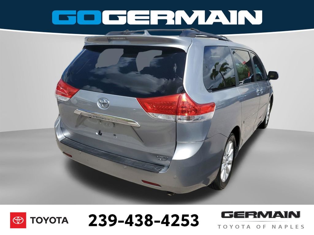 Used 2012 Toyota Sienna Limited w/ Premium Pkg image 9