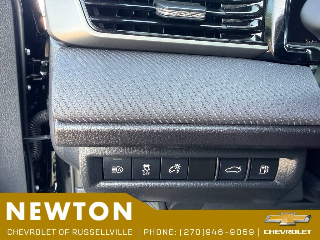 Used 2026 Toyota Camry SE FWD image 25