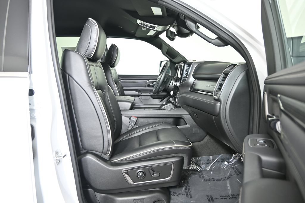 Used 2024 RAM 1500 Limited AWD/4WD image 14