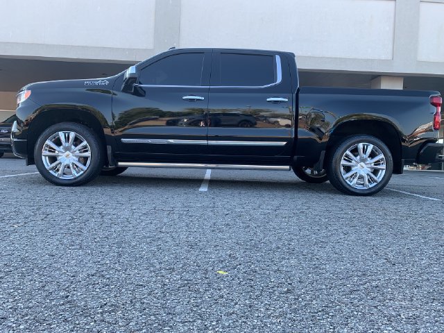 Used 2026 Chevrolet Silverado 1500 High Country AWD/4WD image 8
