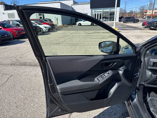 Used 2024 Subaru Crosstrek 2.0i Premium image 18