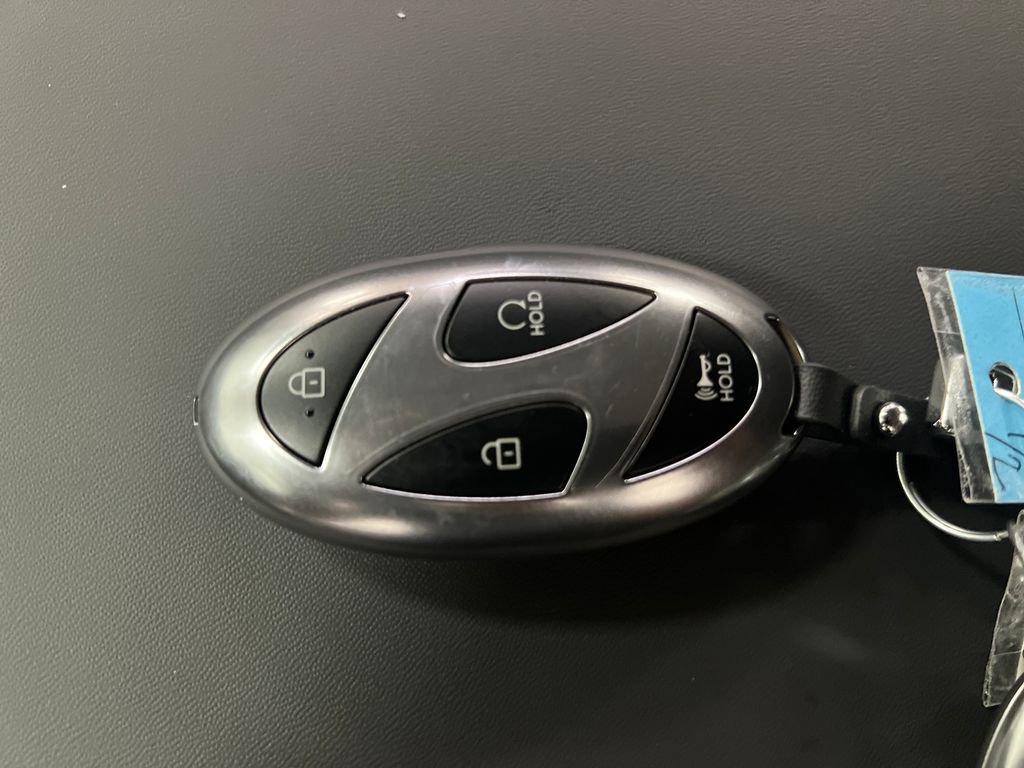 Used 2025 Hyundai Santa Fe SEL image 33