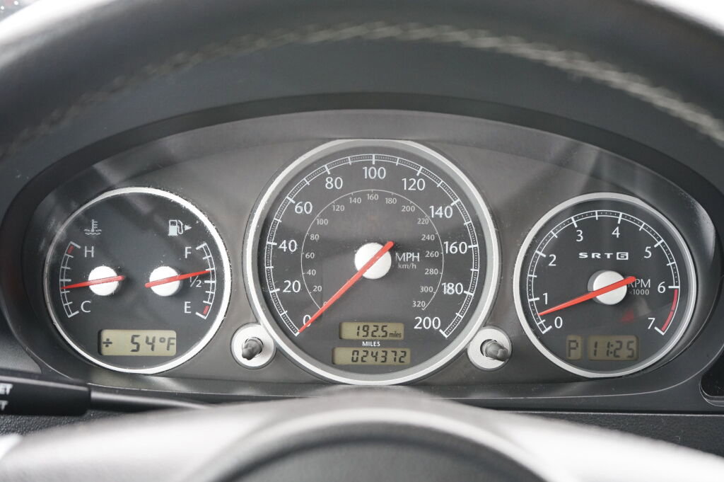Used 2005 Chrysler Crossfire SRT-6 image 13
