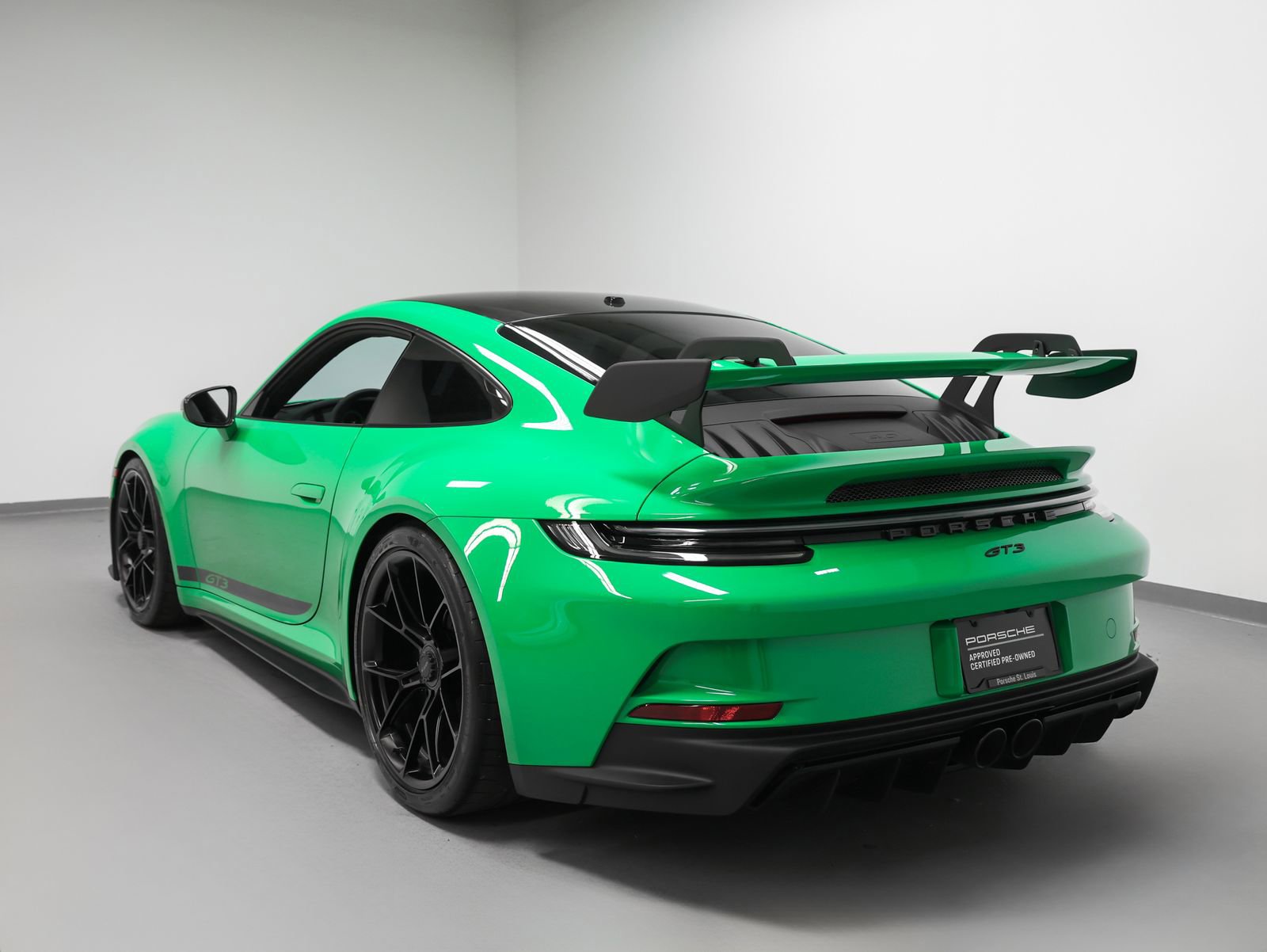 Certified 2023 Porsche 911 GT3 image 3