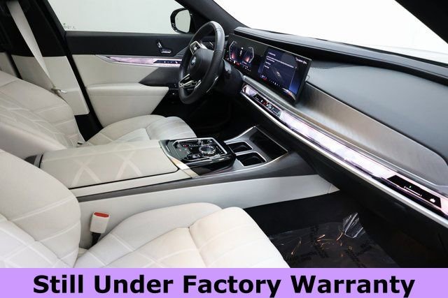 Used 2024 BMW 760i xDrive w/ Executive Package image 16
