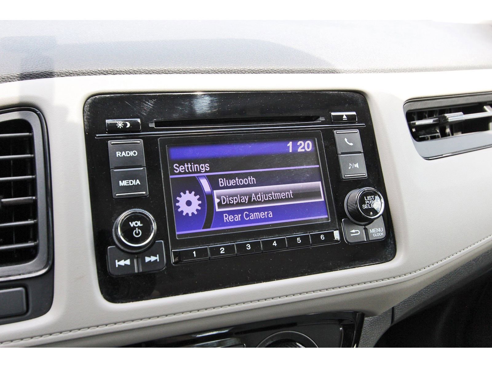 Used 2022 Honda HR-V LX image 25
