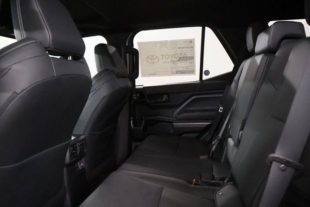 New 2026 Toyota 4Runner TRD Off-Road Premium AWD/4WD image 28