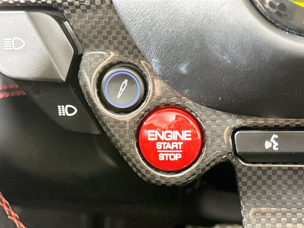 Used 2019 Ferrari Portofino RWD image 22