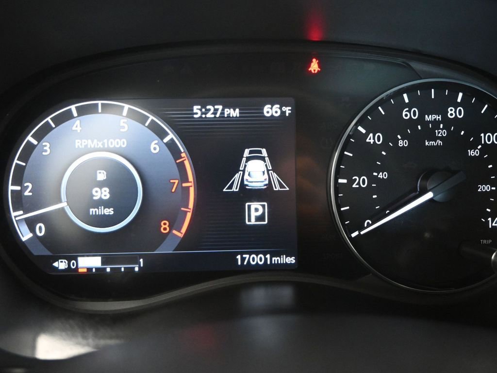 Used 2023 Nissan Kicks SR image 38