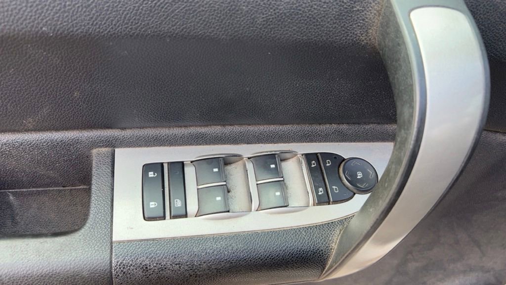 Used 2009 Chevrolet Silverado 1500 LT w/ Power Pack Plus image 16