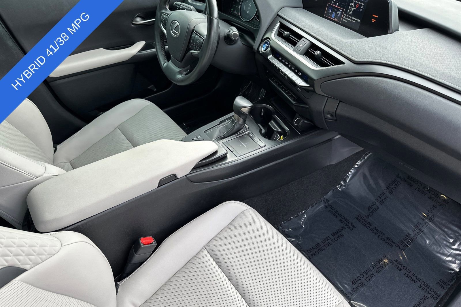 Used 2020 Lexus UX 250h w/ Premium Package image 16