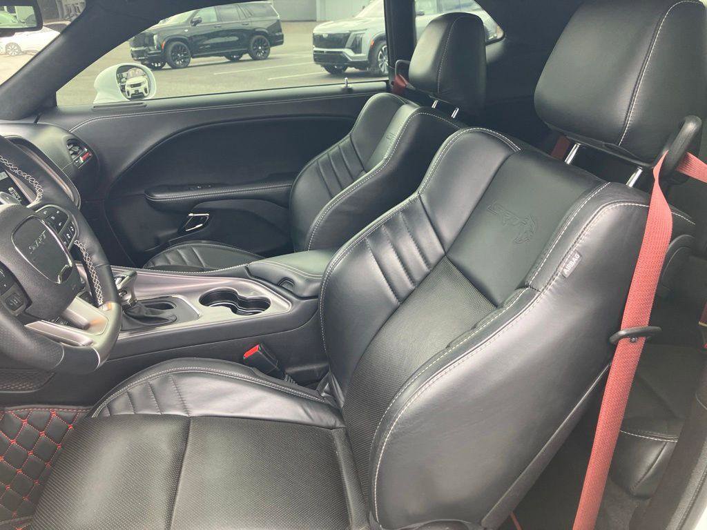 Used 2023 Dodge Challenger SRT Hellcat RWD image 16