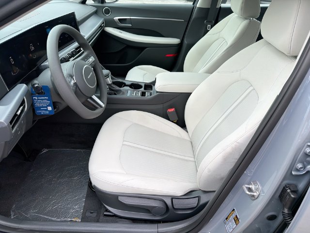New 2026 Hyundai Sonata SE FWD image 22