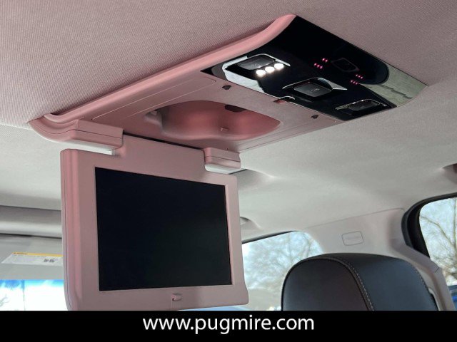 Used 2019 GMC Yukon XL Denali w/ Open Road Package image 25