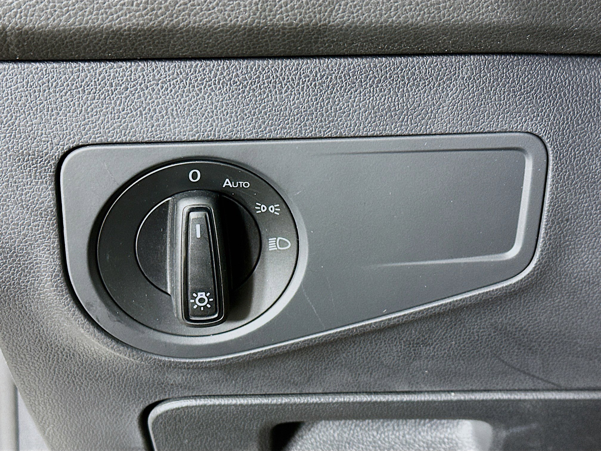 Used 2023 Volkswagen Tiguan S image 17