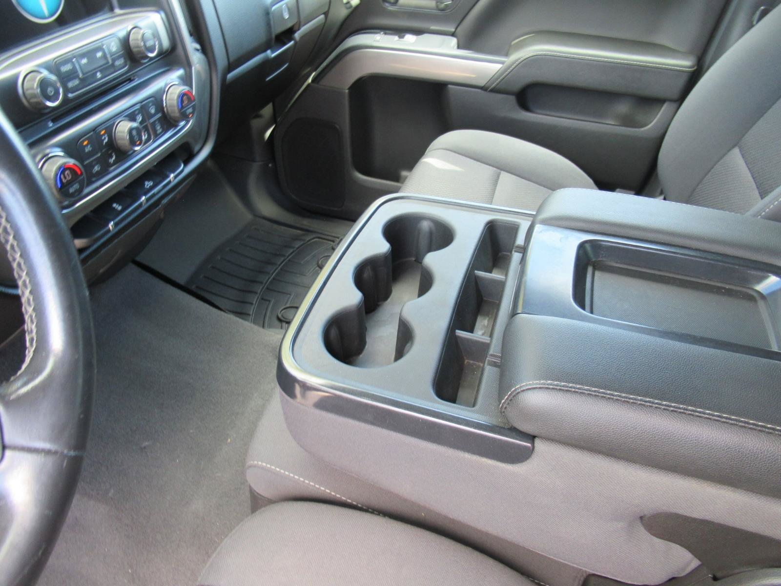 Used 2018 Chevrolet Silverado 1500 LT w/ All Star Edition RWD image 16