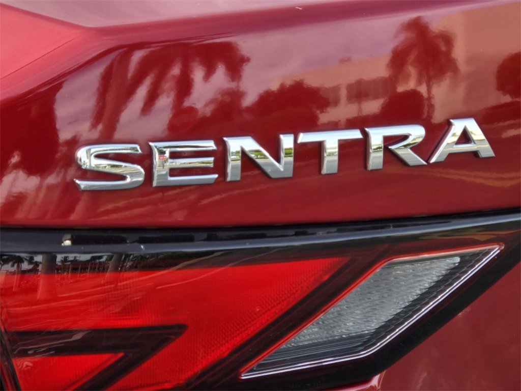 Used 2022 Nissan Sentra SV w/ Trunk Package image 9