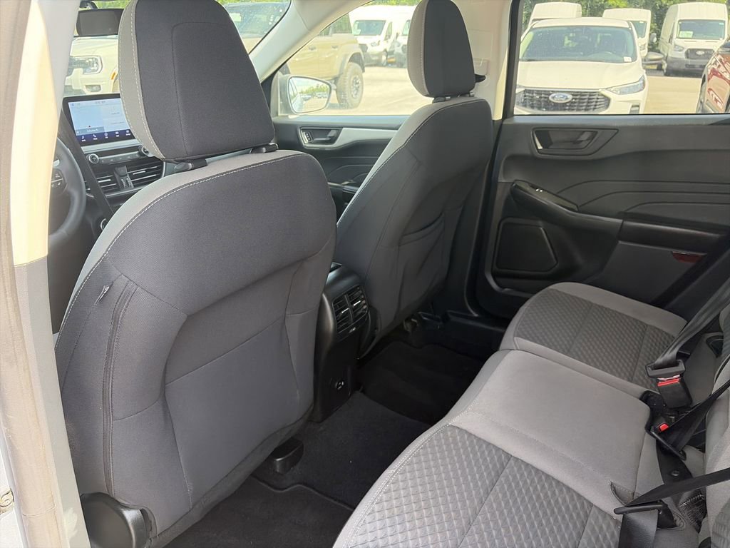 Used 2022 Ford Escape SE w/ Convenience Package FWD image 29