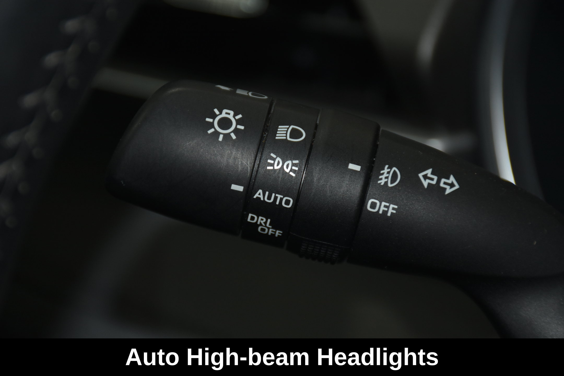 Used 2021 Toyota Highlander XLE AWD/4WD image 15