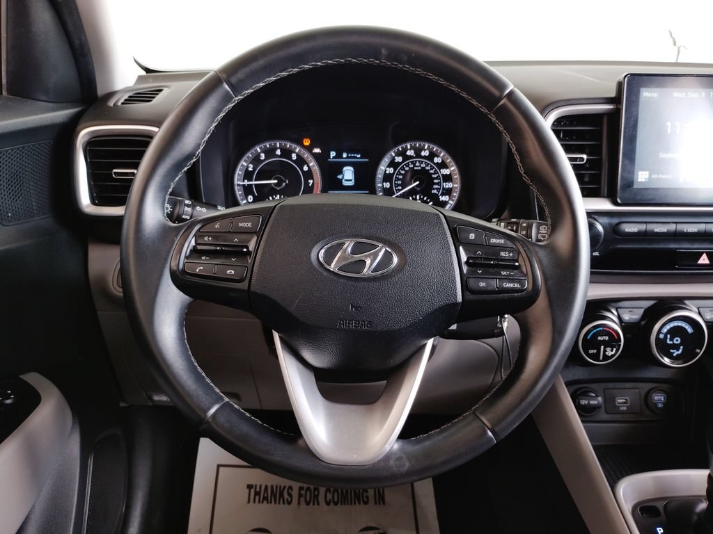 Used 2021 Hyundai Venue SEL FWD image 22
