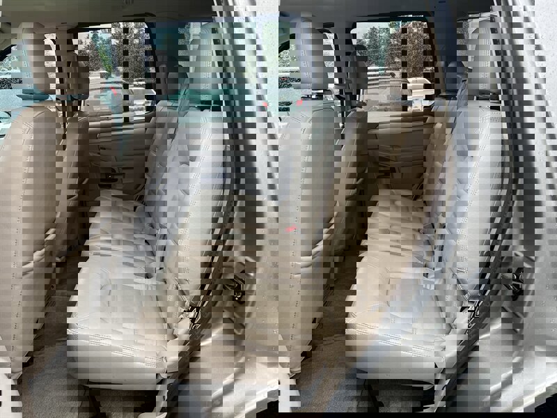 Used 2003 Ford Explorer XLT AWD/4WD image 10