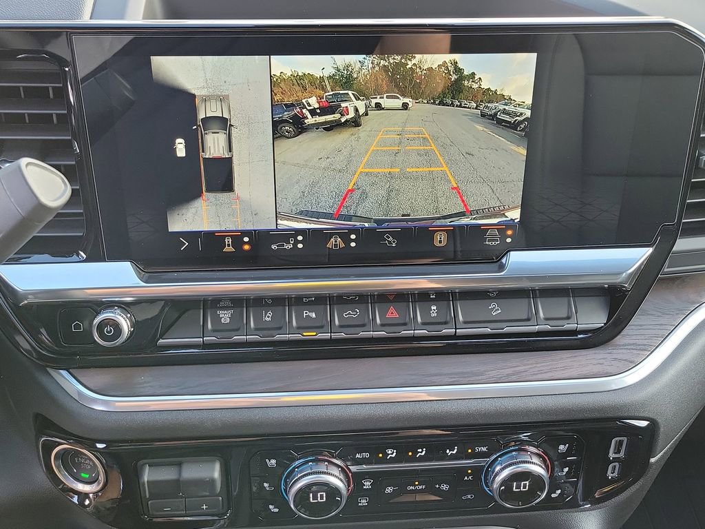 New 2025 GMC Sierra 3500 SLT w/ SLT Premium Package image 31