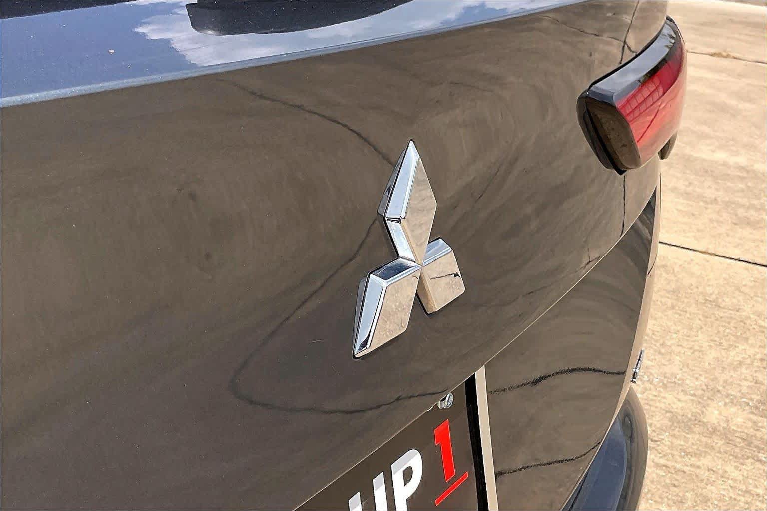 Used 2024 Mitsubishi Outlander SE AWD/4WD image 27