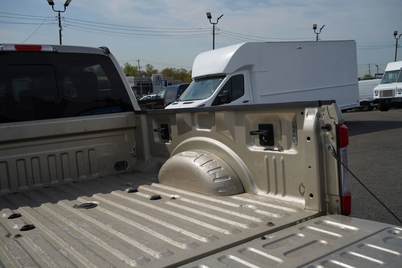 Used 2017 Ford F350 Lariat w/ Lariat Ultimate Package AWD/4WD image 27