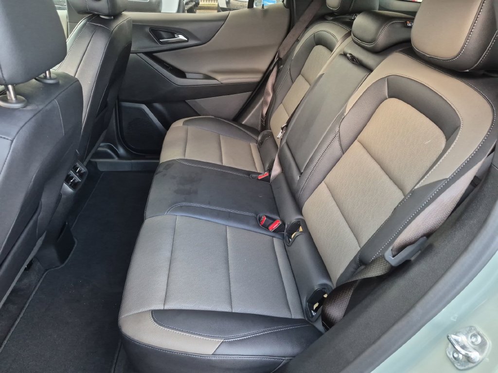 Used 2025 Chevrolet Equinox LT w/ Convenience Package II AWD/4WD image 26
