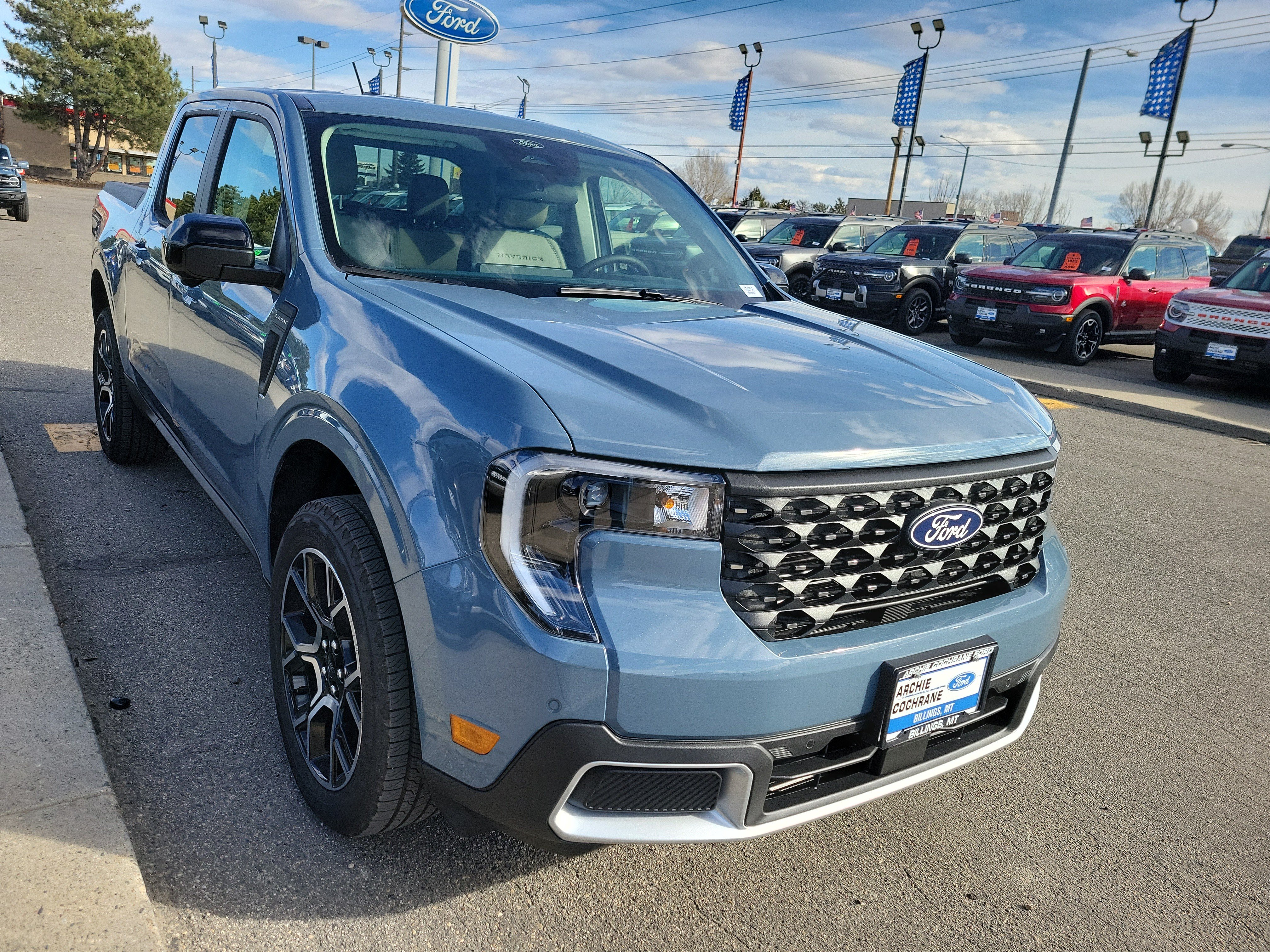 New 2026 Ford Maverick Lariat w/ 4K Tow Package AWD/4WD image 8