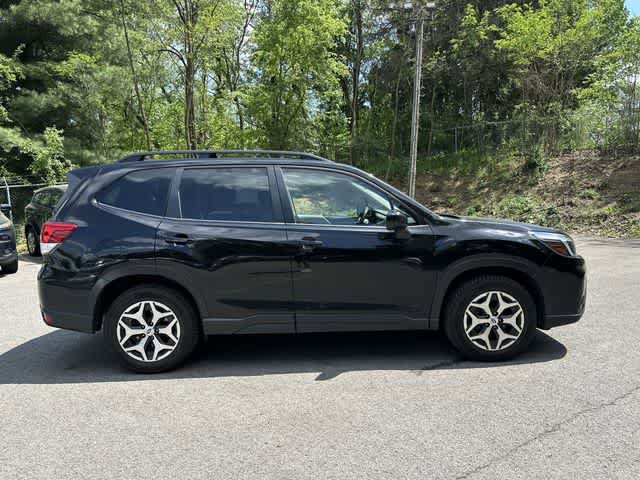 Certified 2021 Subaru Forester Premium w/ Popular Package #1 AWD/4WD image 3