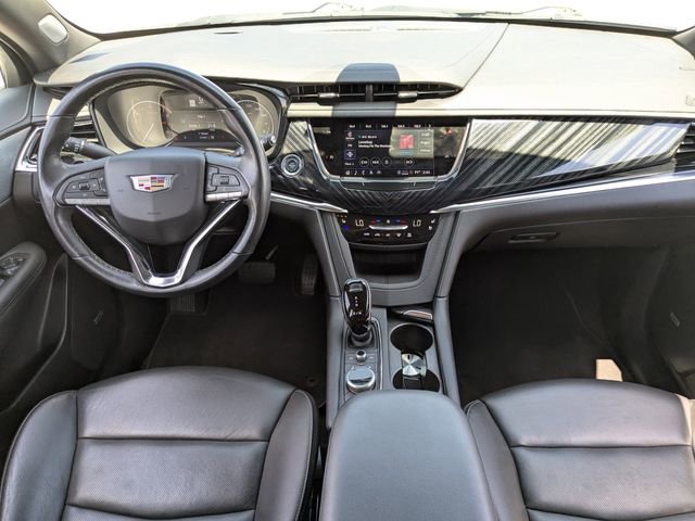Used 2024 Cadillac XT6 Premium Luxury AWD/4WD image 14