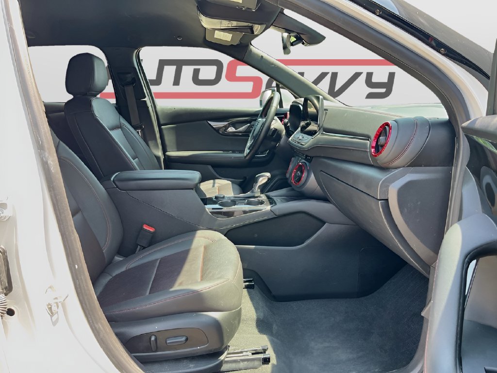 Used 2023 Chevrolet Blazer RS w/ Enhanced Convenience Package FWD image 29