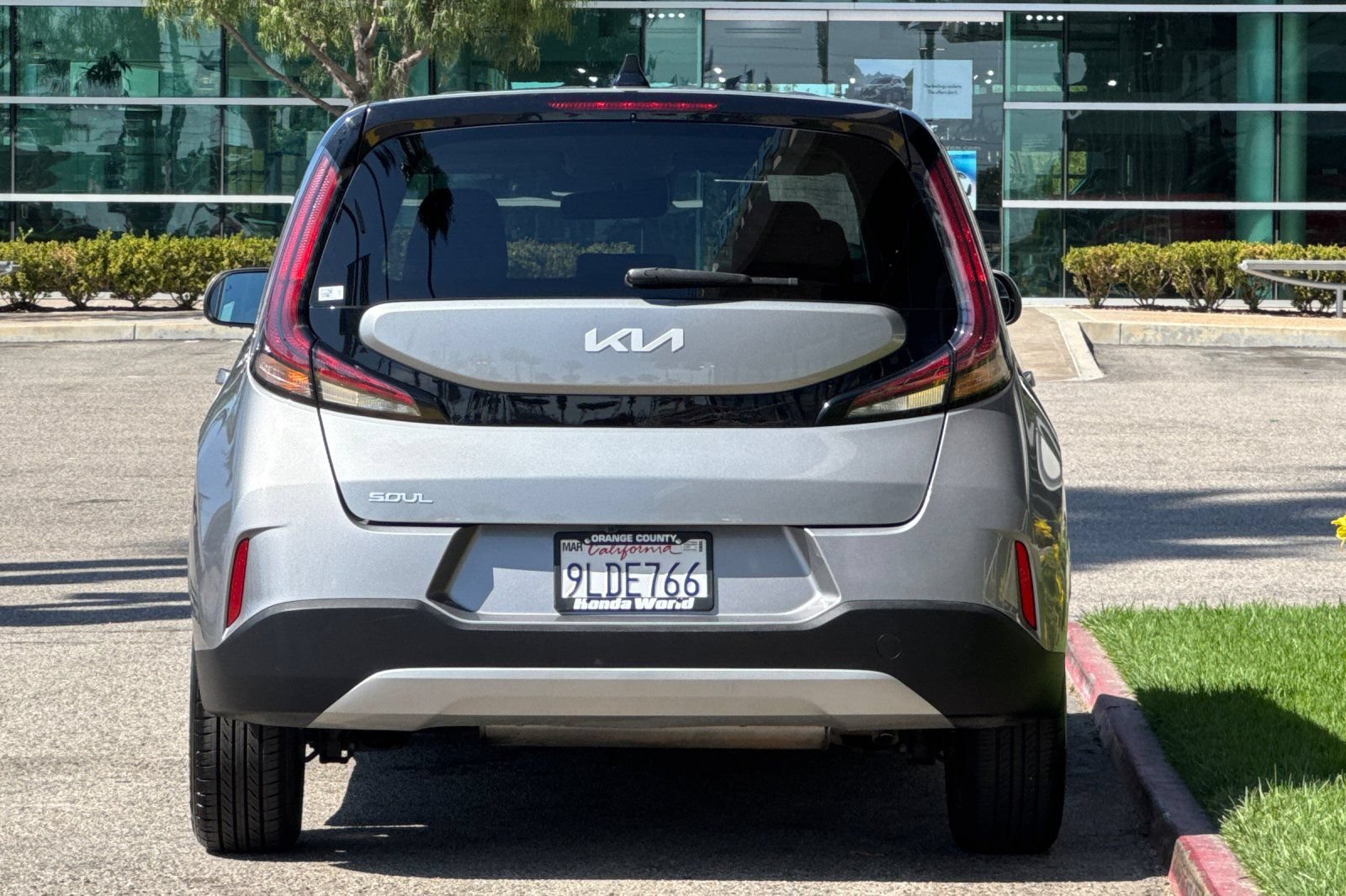 Used 2024 Kia Soul LX w/ Option Group 015 FWD image 5