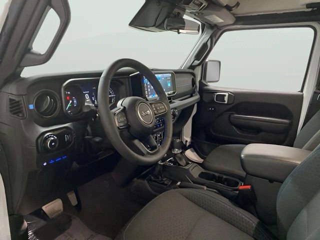 Used 2025 Jeep Wrangler Unlimited Rubicon 4xe w/ Safety Group image 17