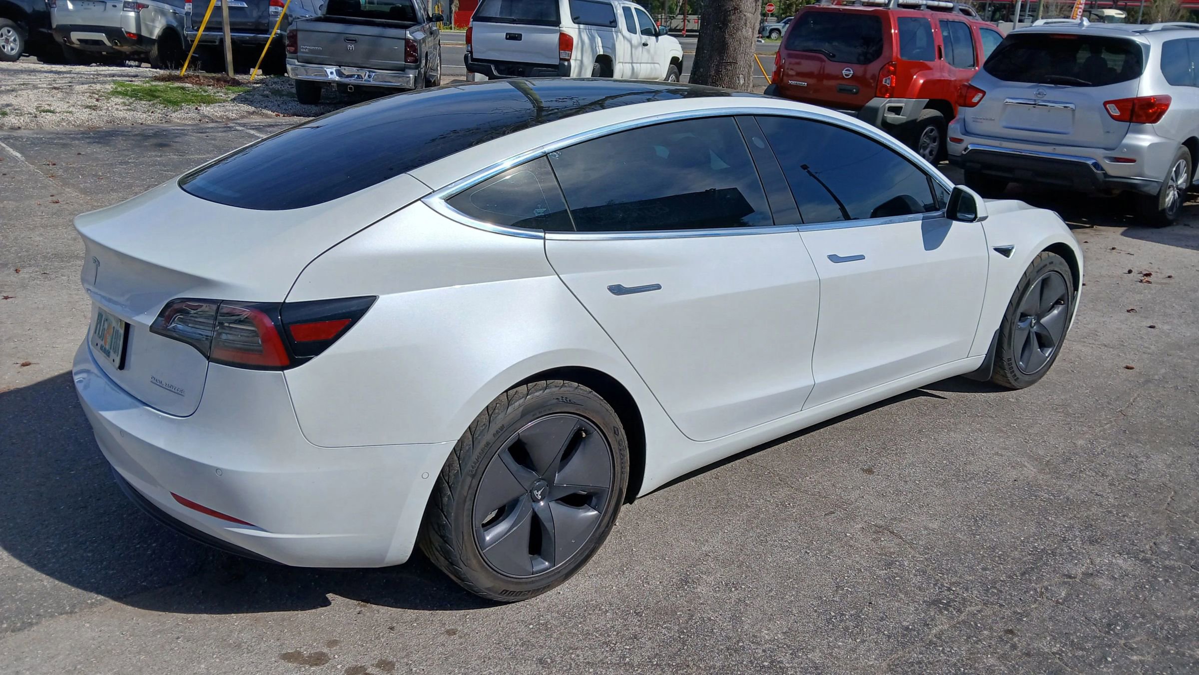 Used 2020 Tesla Model 3 Performance image 5