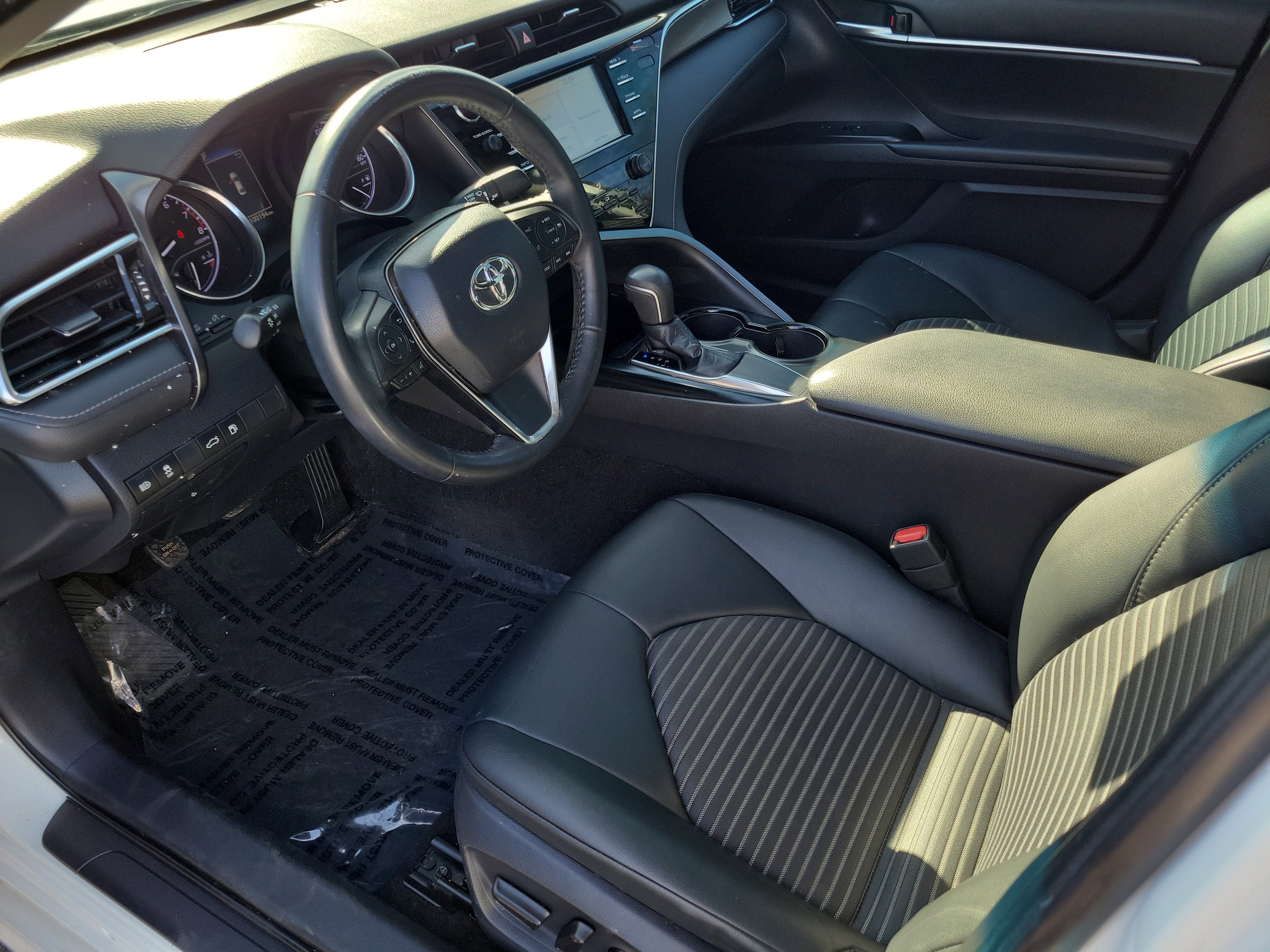 Certified 2018 Toyota Camry SE w/ Moonroof Package image 10