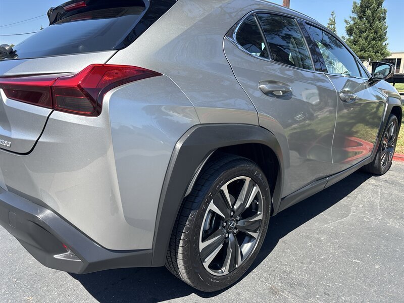 Used 2020 Lexus UX 200 w/ Accessory Package FWD image 12