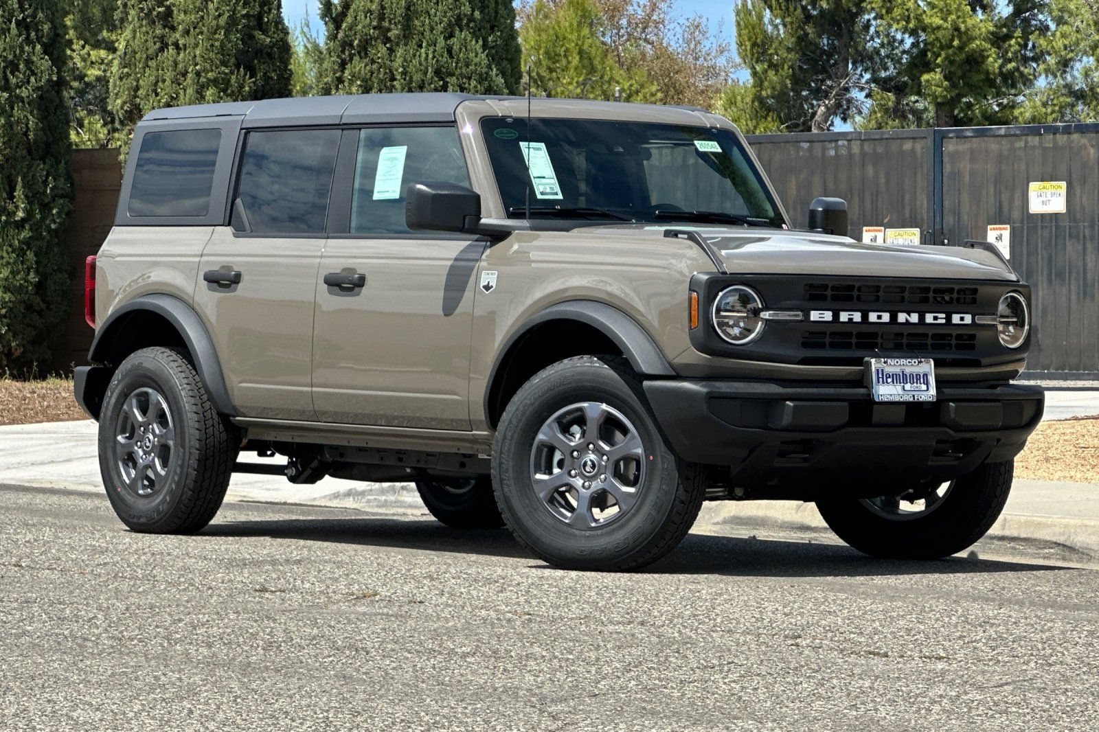 New 2026 Ford Bronco Big Bend AWD/4WD image 2